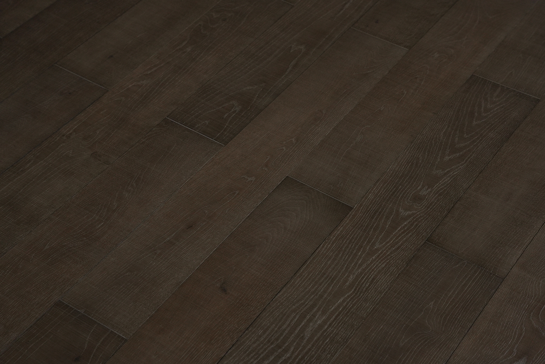 遠(yuǎn)山(shān)玉黛